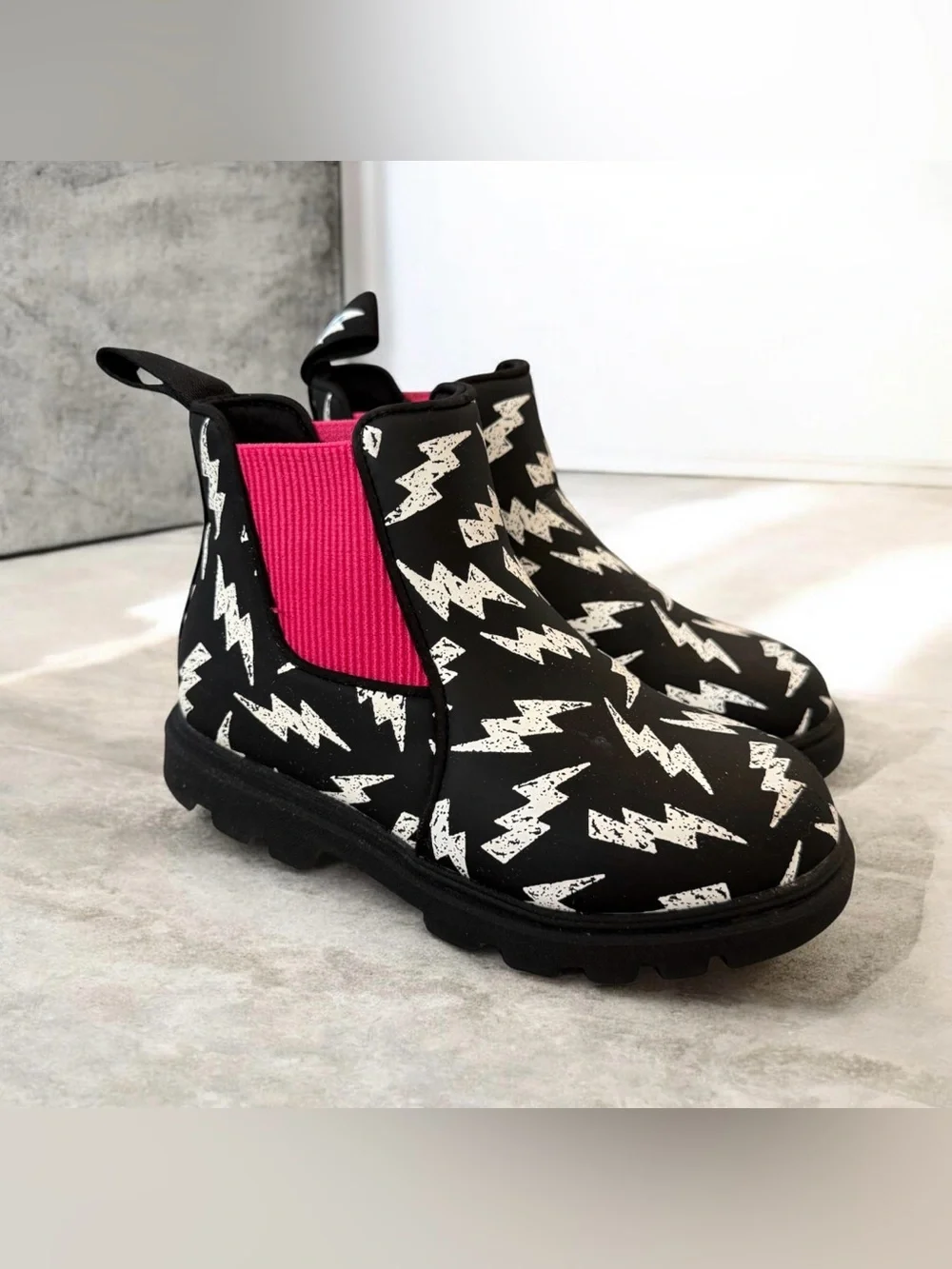 Native Kensington Treklite - Black Pink Girls Rain Boots Size C11